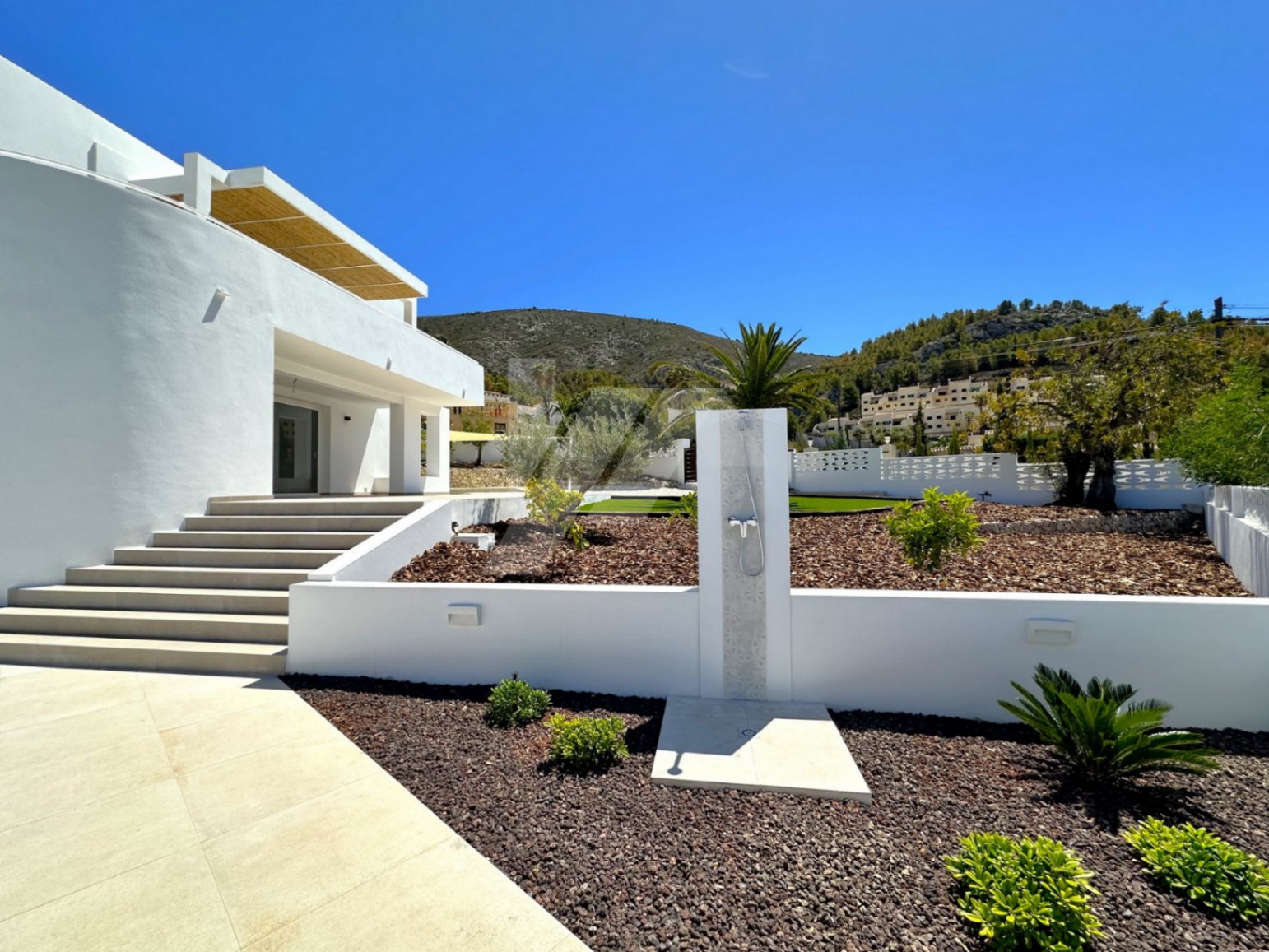 Ibicencan style villa for sale with sea views, close to Moraira.
